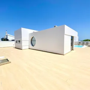 https://luxury-villa-celine-3-beds-3-baths.in-canary-islands.com